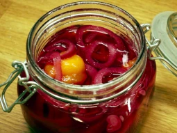 Pickled red onions